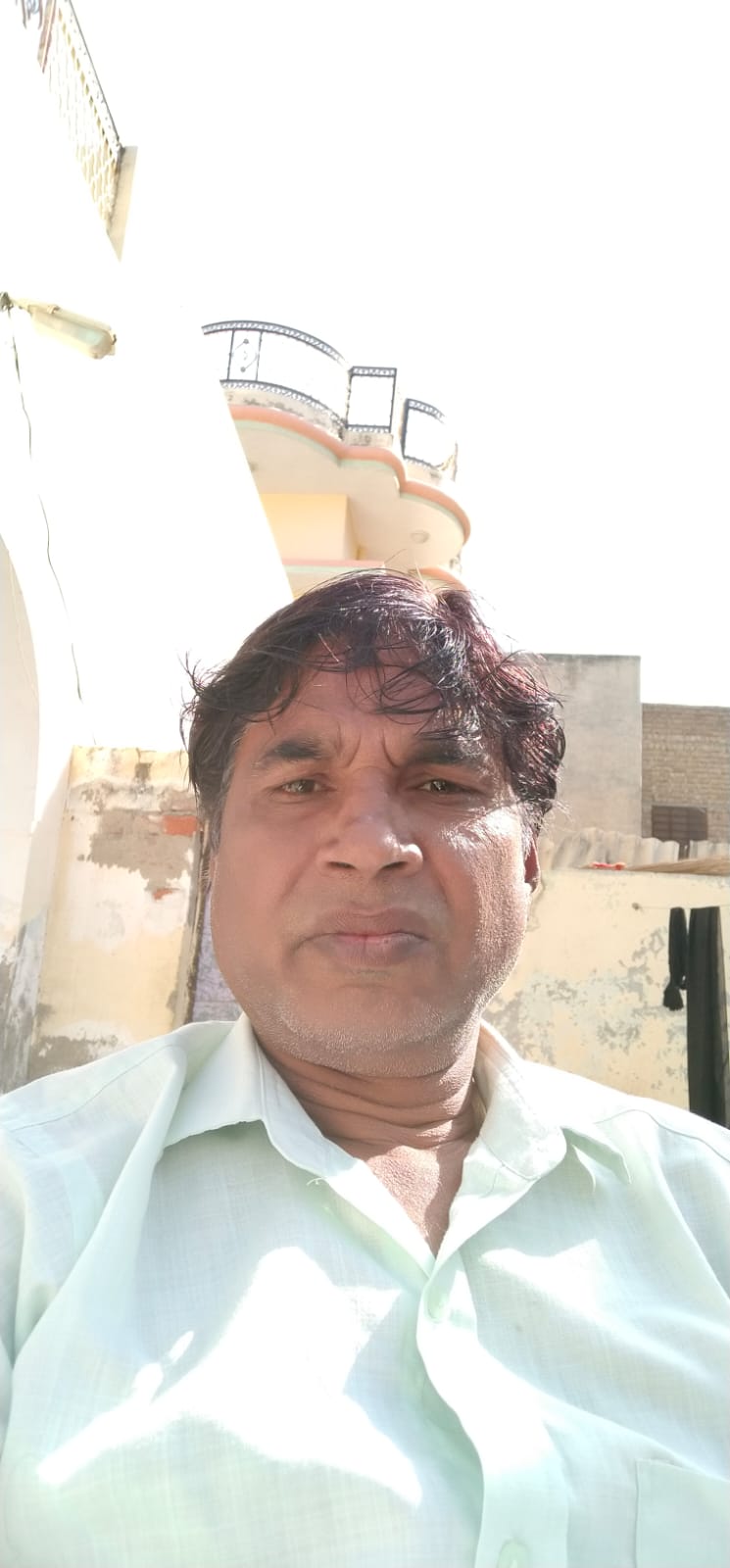 صورة العامل