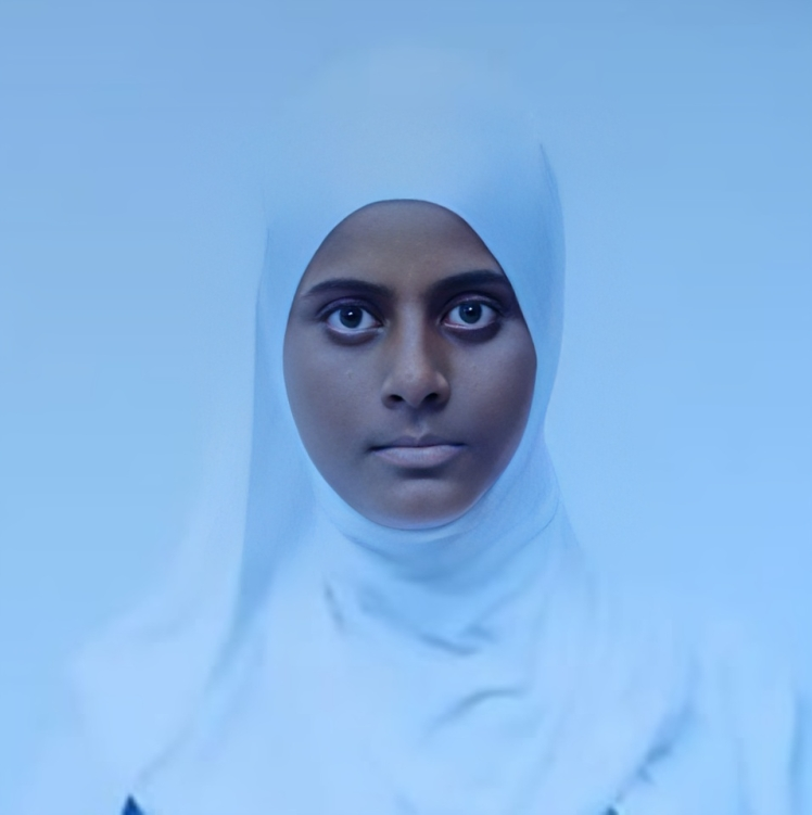 صورة العاملة