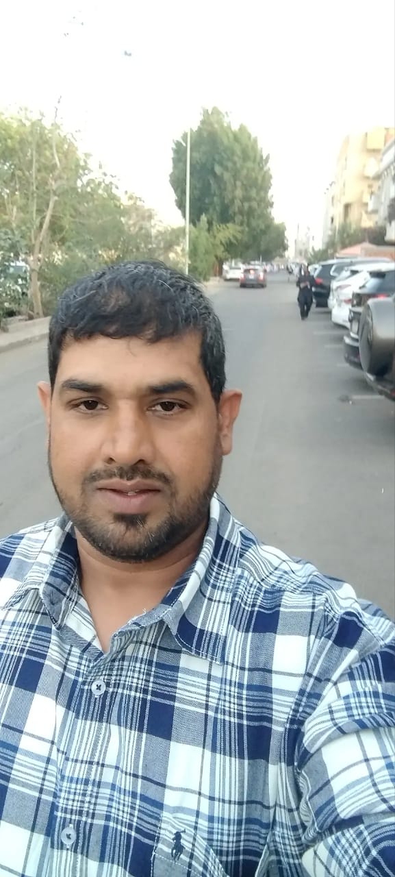 صورة العاملة