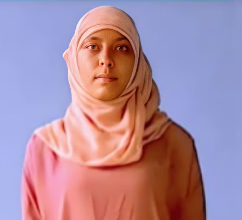 صورة العاملة