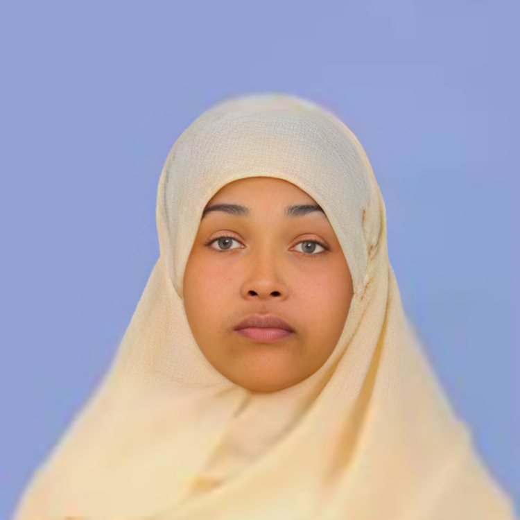 صورة العاملة