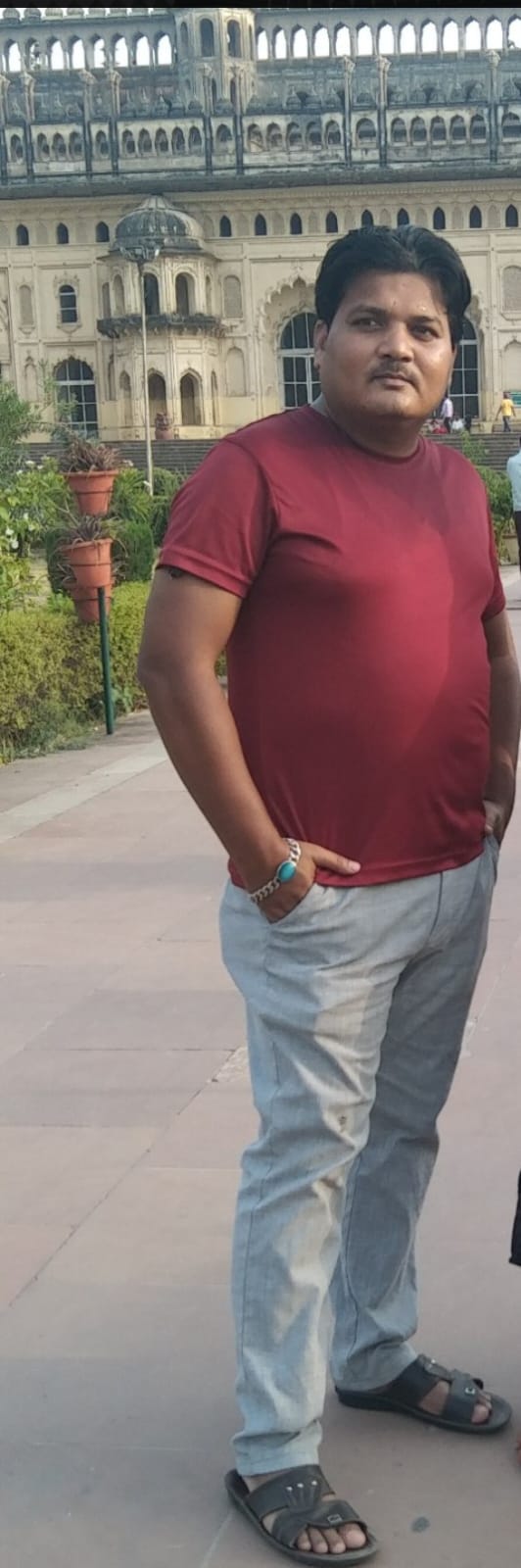 صورة العاملة