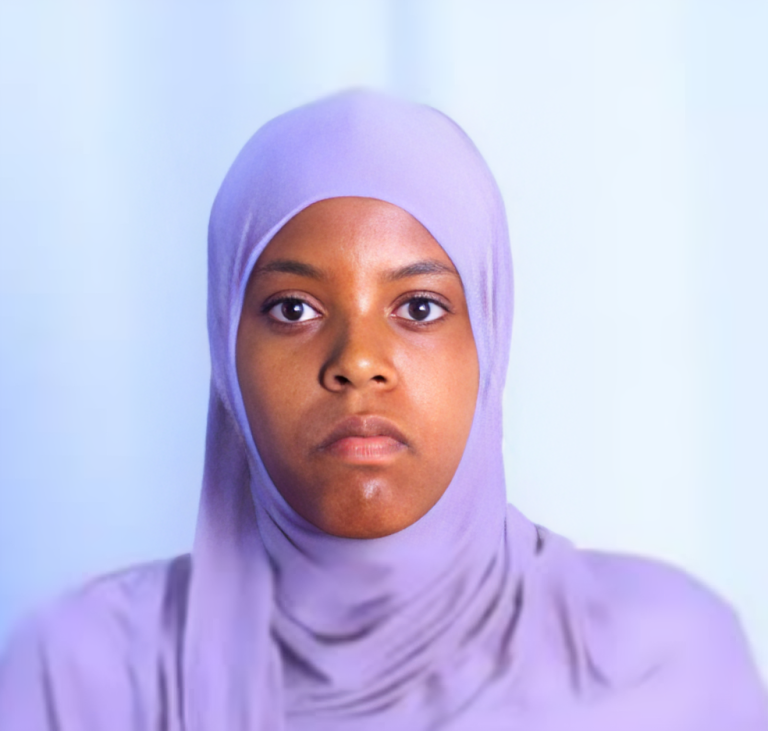 صورة العاملة