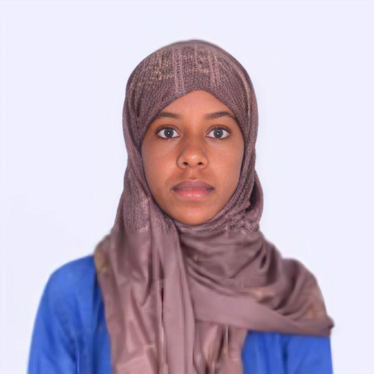 صورة العاملة