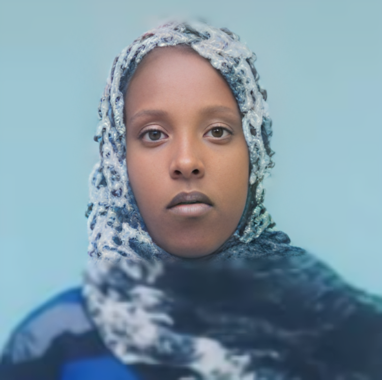 صورة العاملة