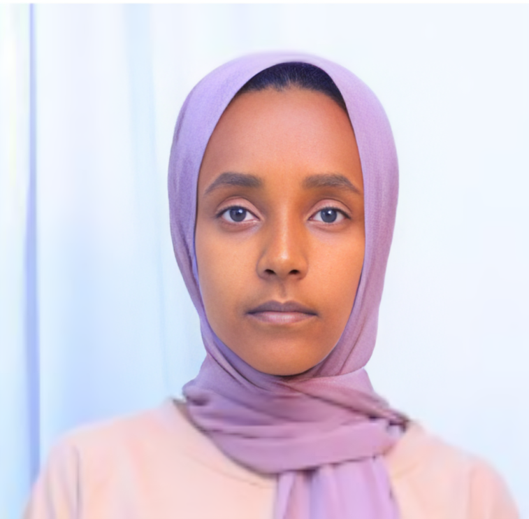 صورة العاملة